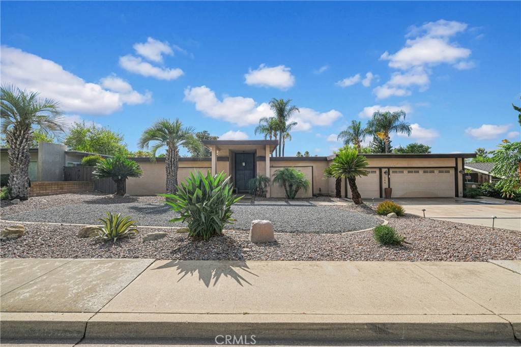 Claremont, CA 91711,284 Lamar DR