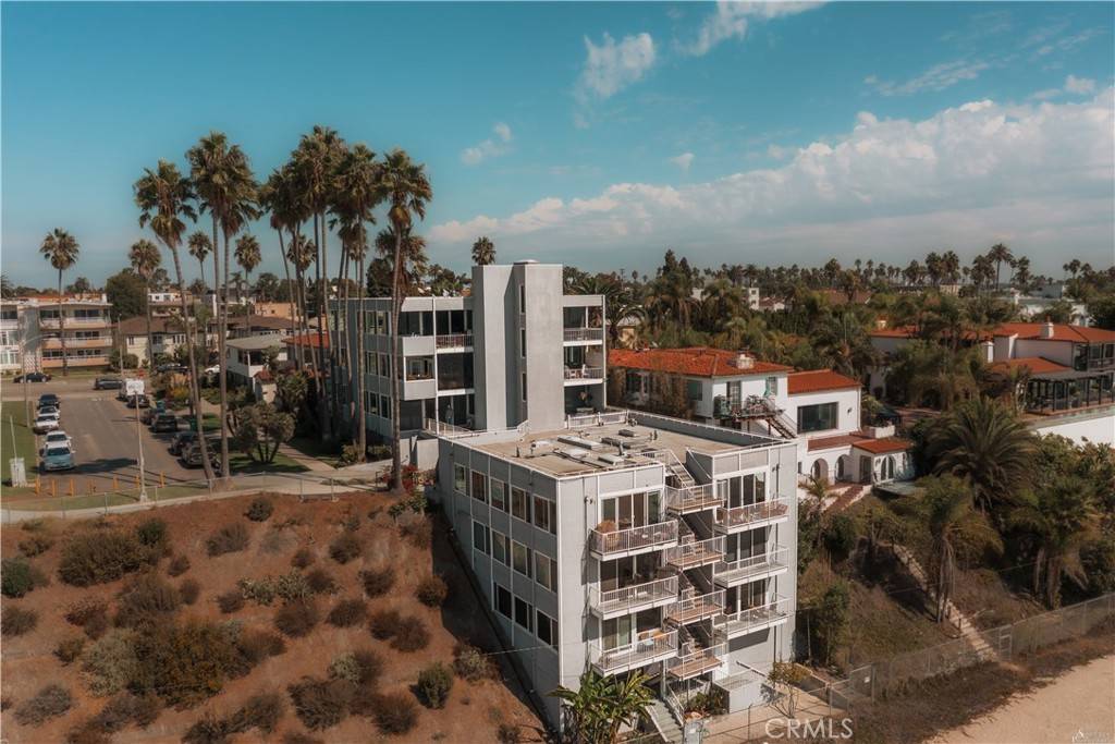 Long Beach, CA 90803,16 36th #F