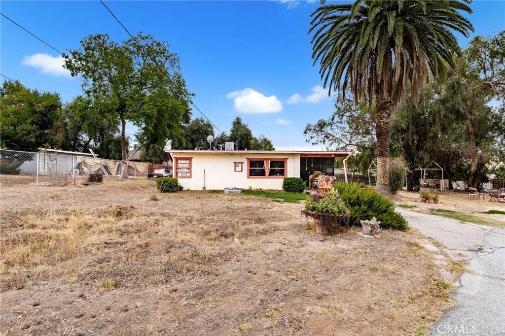Yucaipa, CA 92399,11870 3rd ST
