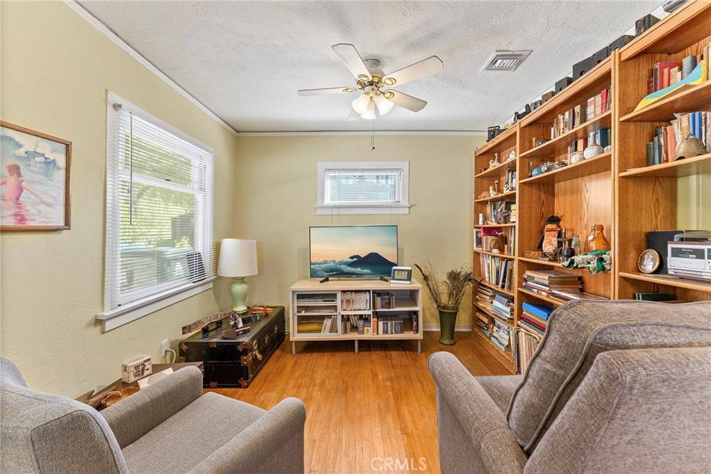 Los Angeles, CA 90065,2042 Rome