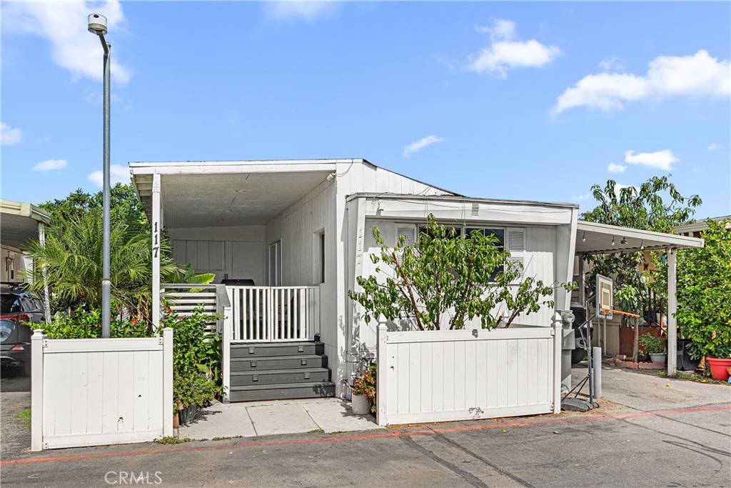 San Bernardino, CA 92410,760 E 9TH #117