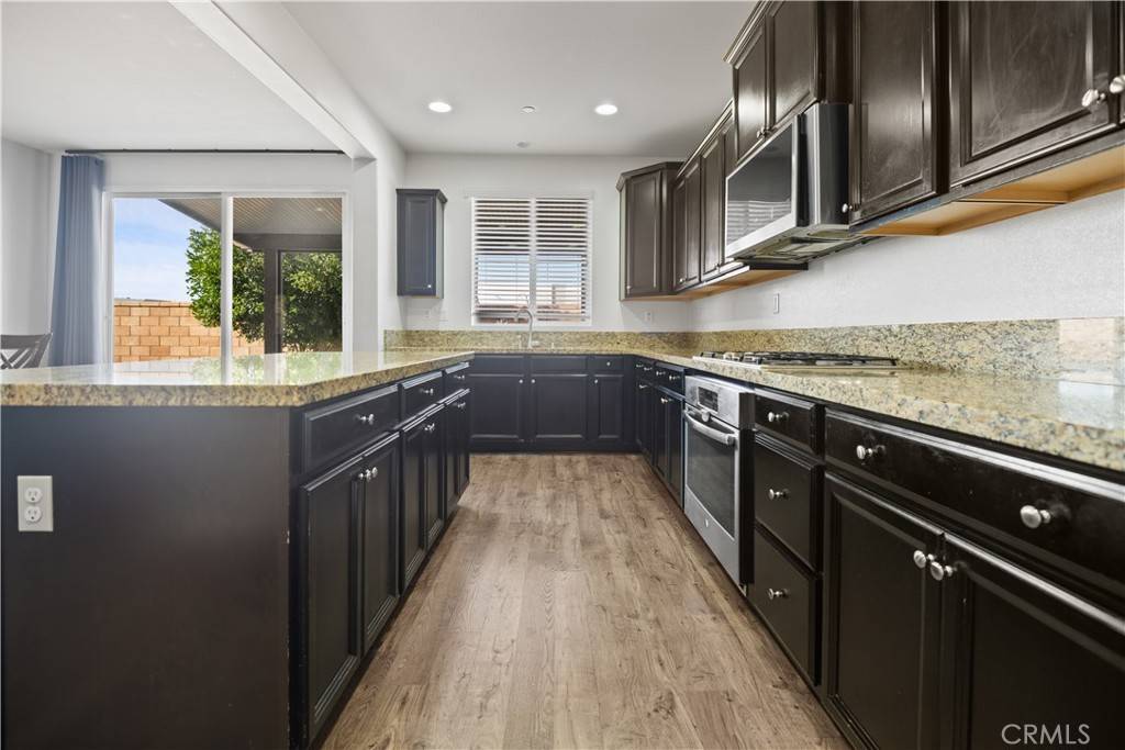 Eastvale, CA 92880,13289 Cadenza Dr