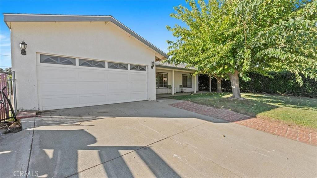 Banning, CA 92220,4968 W Hoffer