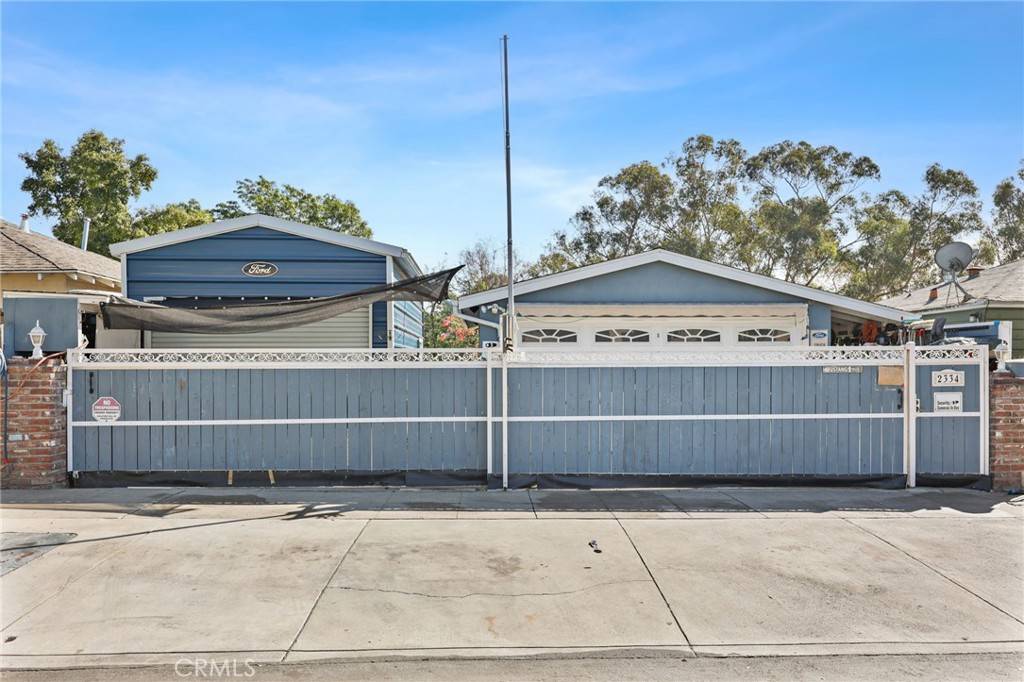 Los Angeles, CA 90032,2334 Highbury