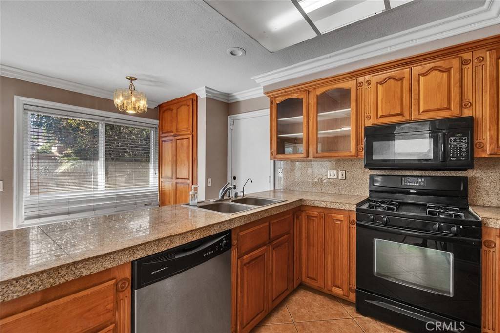 Corona, CA 92879,800 Vista Real