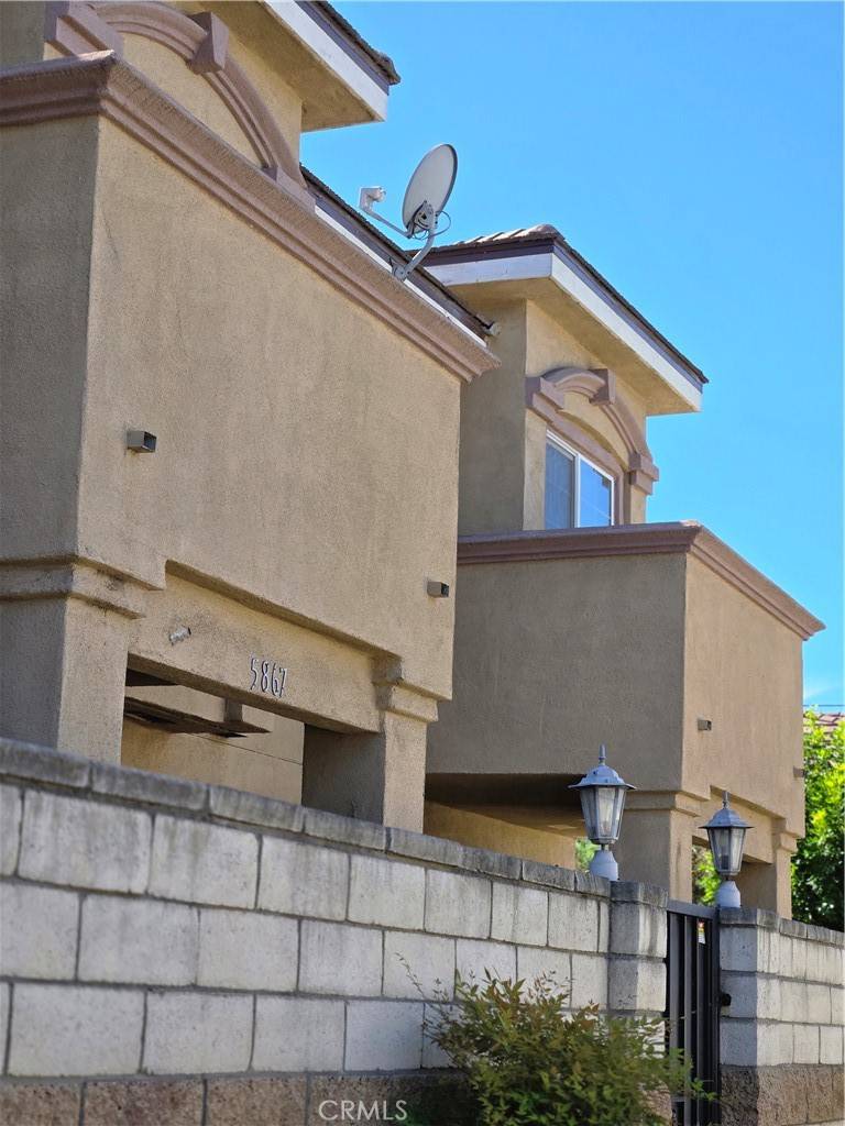 Buena Park, CA 90621,5867 Western AVE