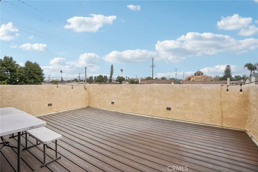 Covina, CA 91724,1069 N Darfield AVE