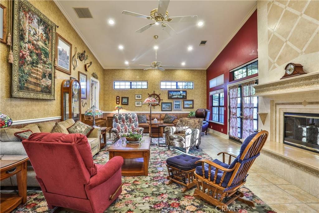 Claremont, CA 91711,436 Oakdale