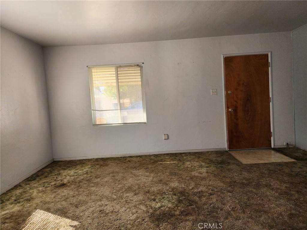 San Bernardino, CA 92404,2443 Roxbury