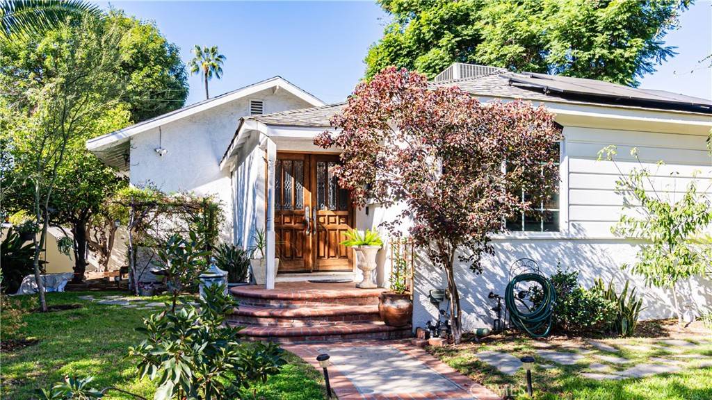 Van Nuys, CA 91406,7503 Aqueduct Ave