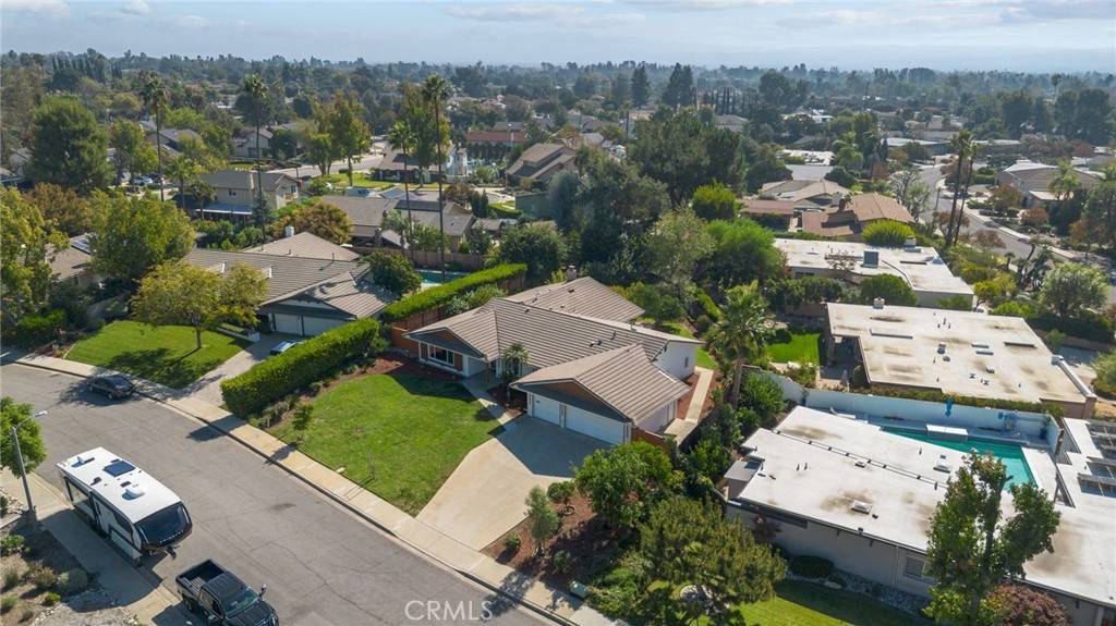 Claremont, CA 91711,214 Lamar DR