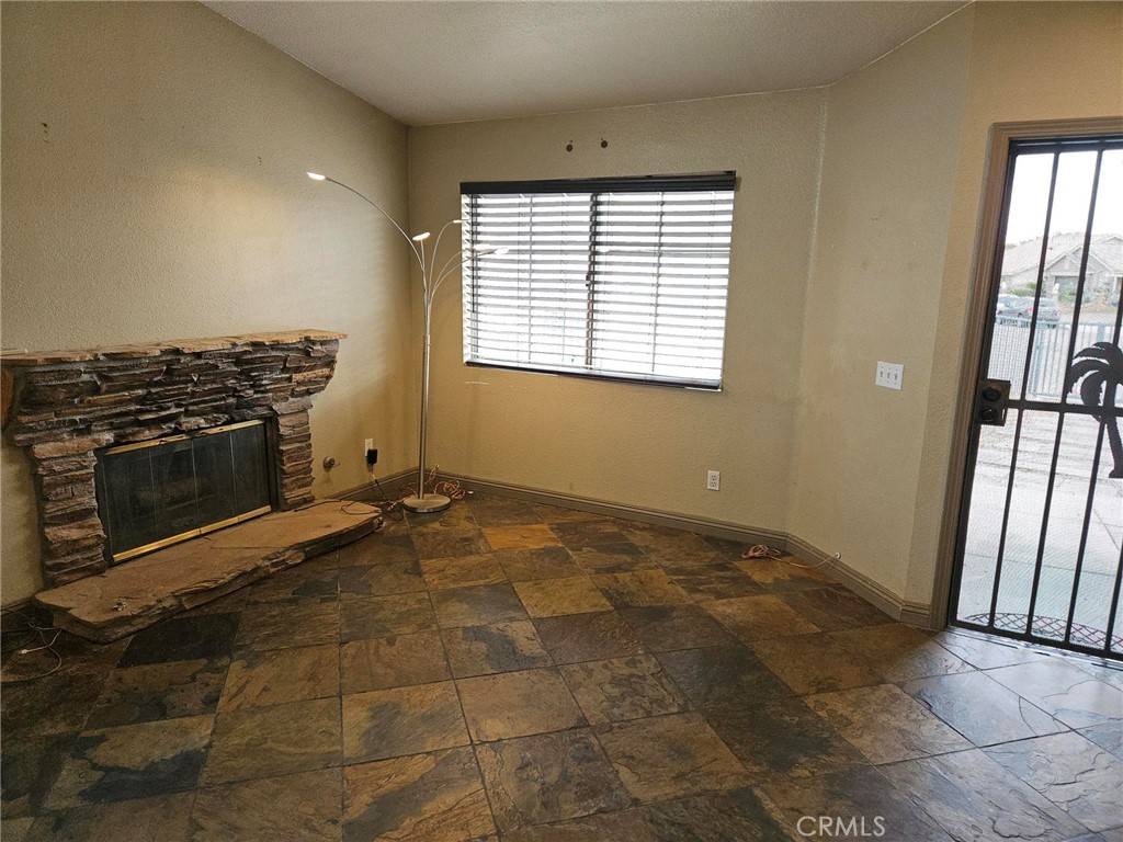 Adelanto, CA 92301,11724 Portola CT