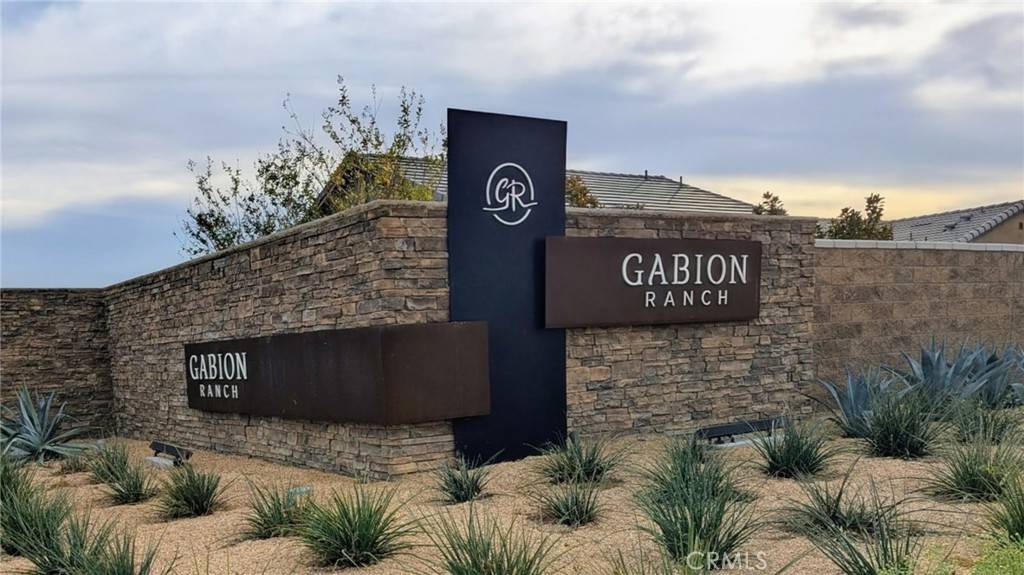 Fontana, CA 92336,16502 Casa Grande #105