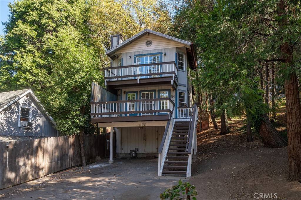 Crestline, CA 92325,461 Log LN