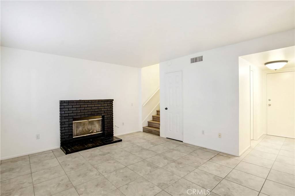 Rancho Cucamonga, CA 91737,9872 Highland AVE #D