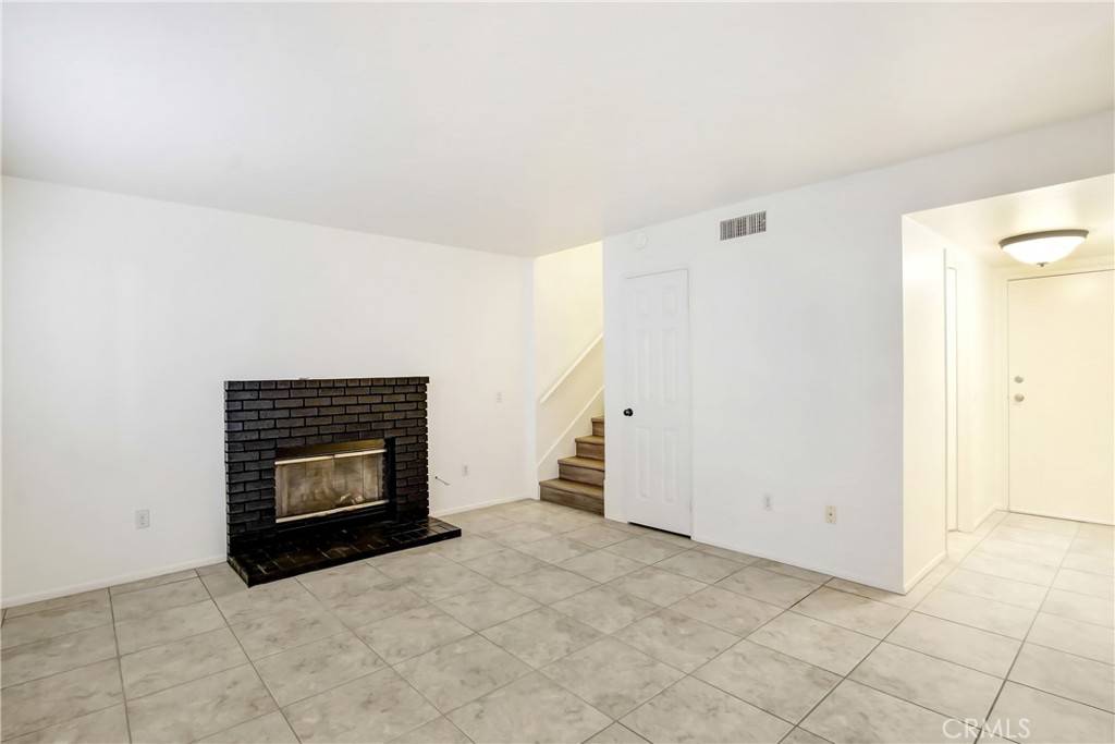 Rancho Cucamonga, CA 91737,9872 Highland AVE #D