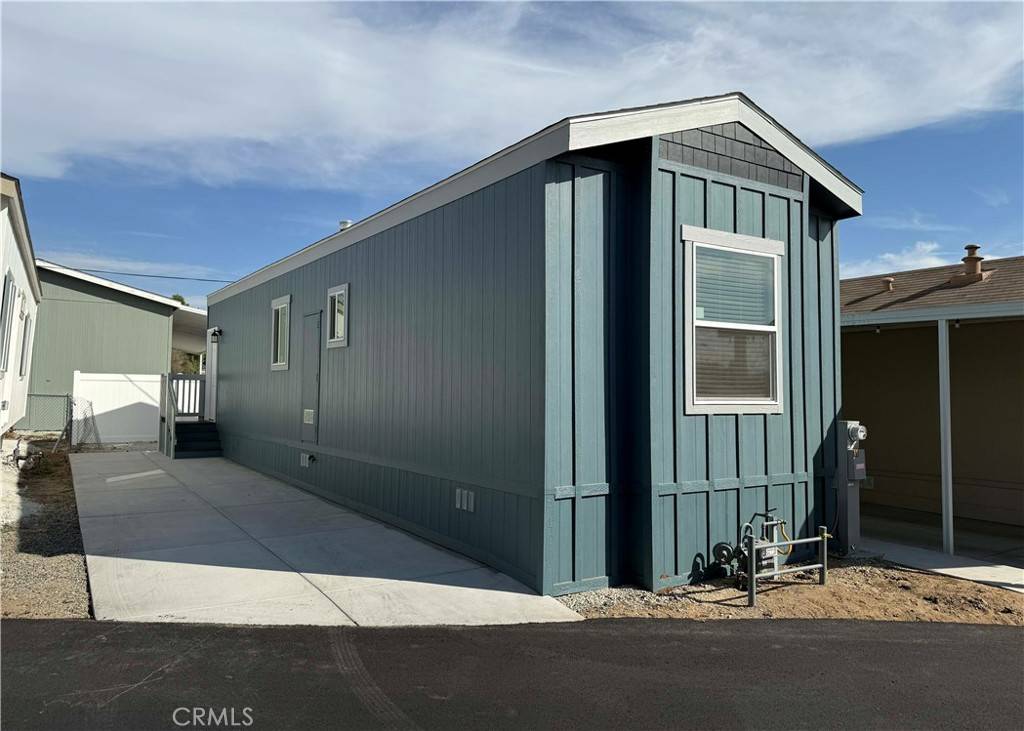 Jurupa Valley, CA 92509,8086 Mission BLVD #18