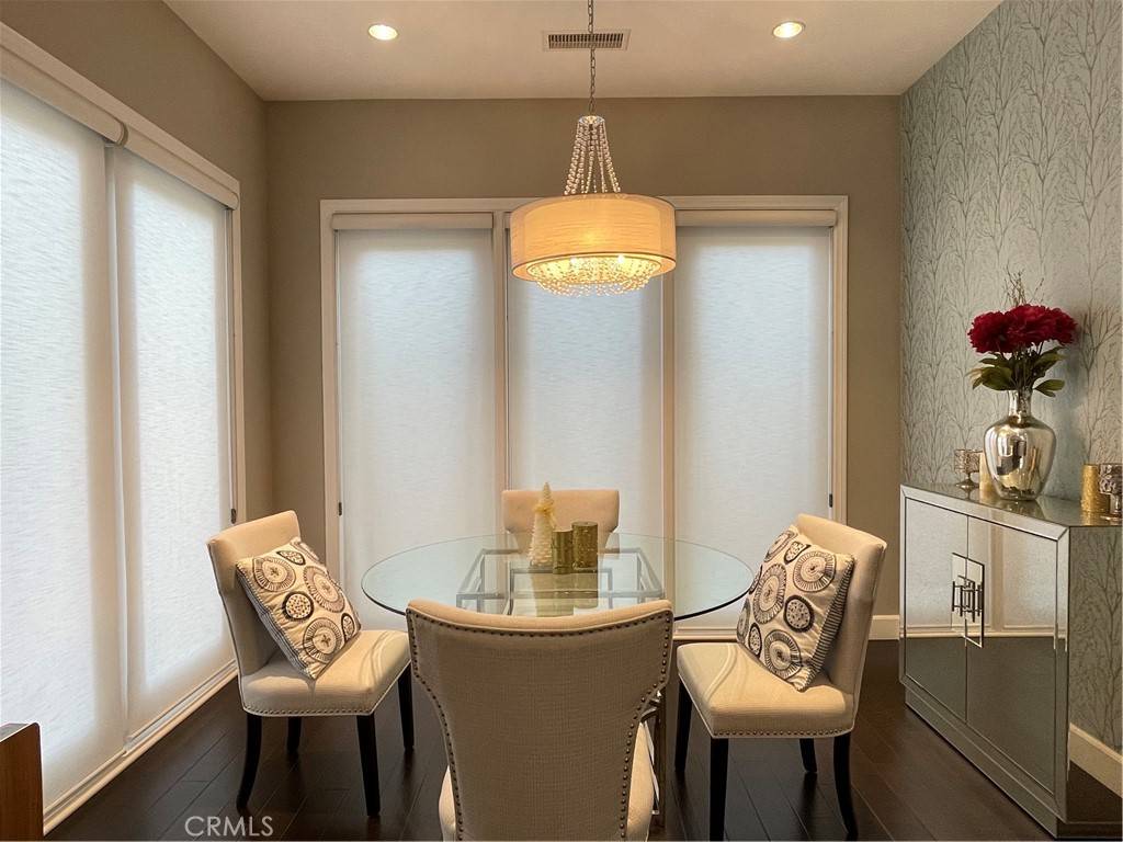 Irvine, CA 92620,56 Purple Jasmine