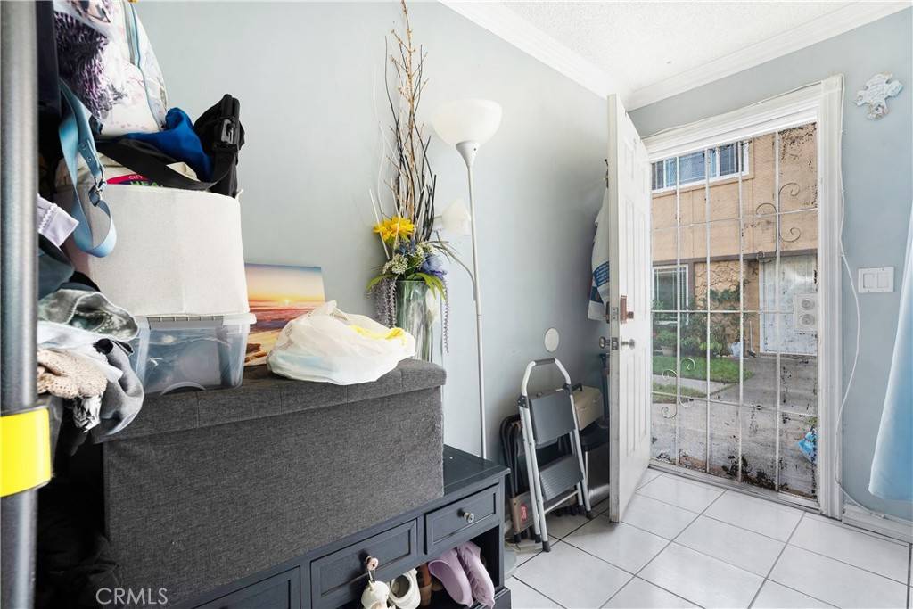 Santa Ana, CA 92706,1602 N King ST #J1