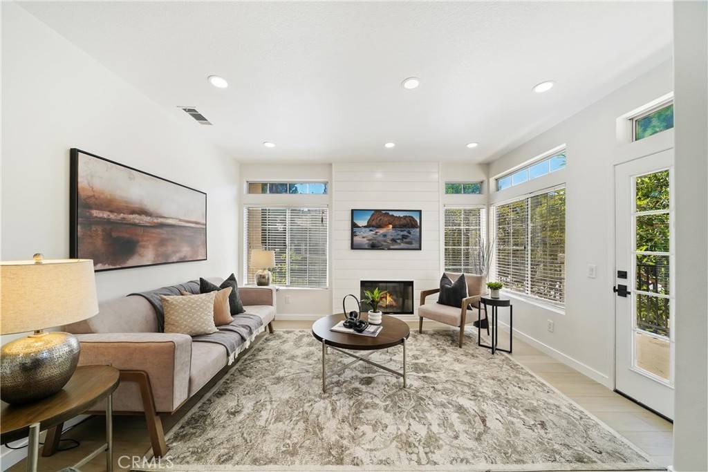 Aliso Viejo, CA 92656,7 Montara DR