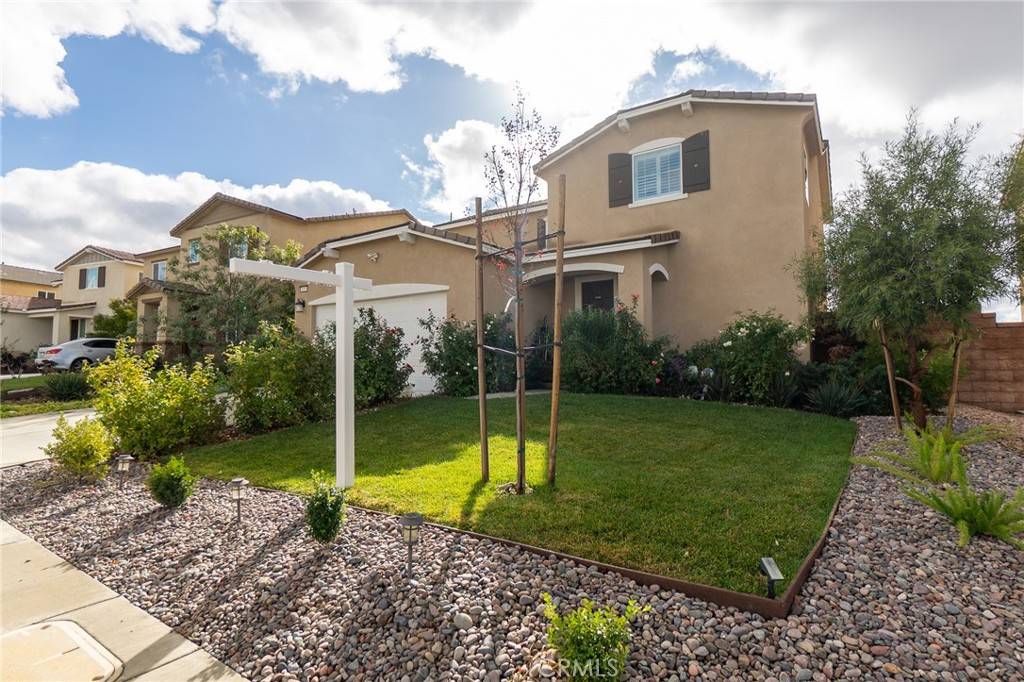 Calimesa, CA 92320,1099 Little Leaf