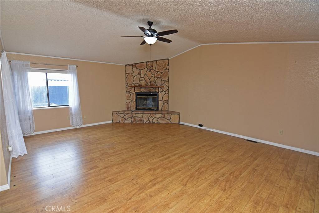 Hesperia, CA 92345,9161 Santa Fe Ave E #27