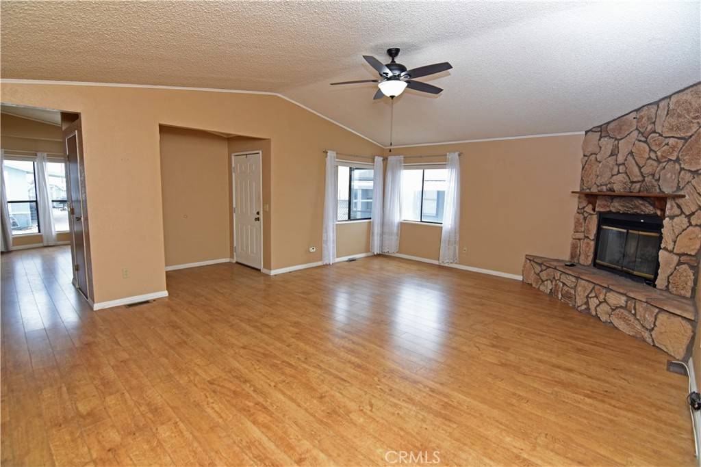 Hesperia, CA 92345,9161 Santa Fe Ave E #27