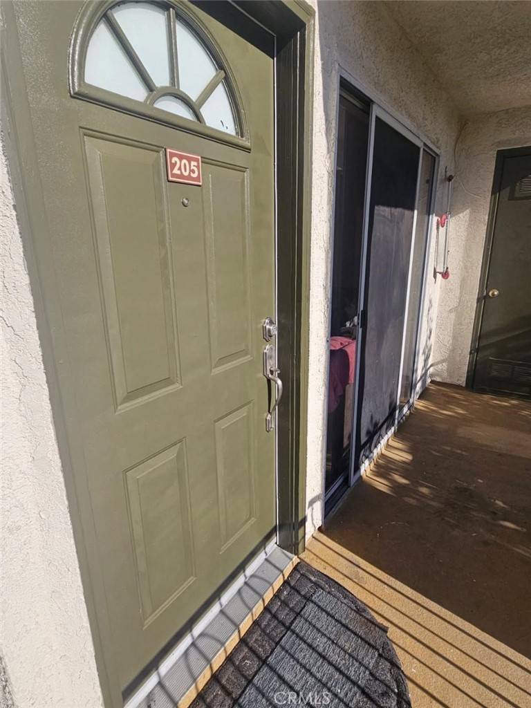 Corona, CA 92879,2155 Highpointe DR #205