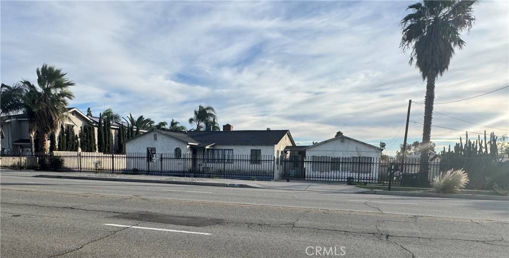 Fontana, CA 92336,16539 Miller