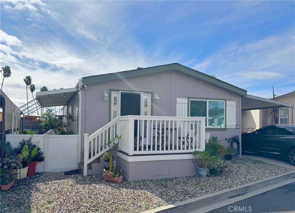 La Verne, CA 91750,2755 Arrow HWY #52