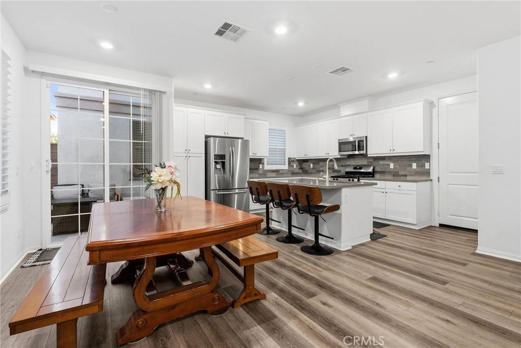 Fontana, CA 92336,15185 Ridge