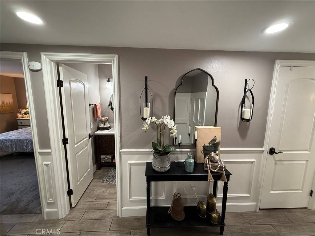 Corona, CA 92882,1053 Border AVE