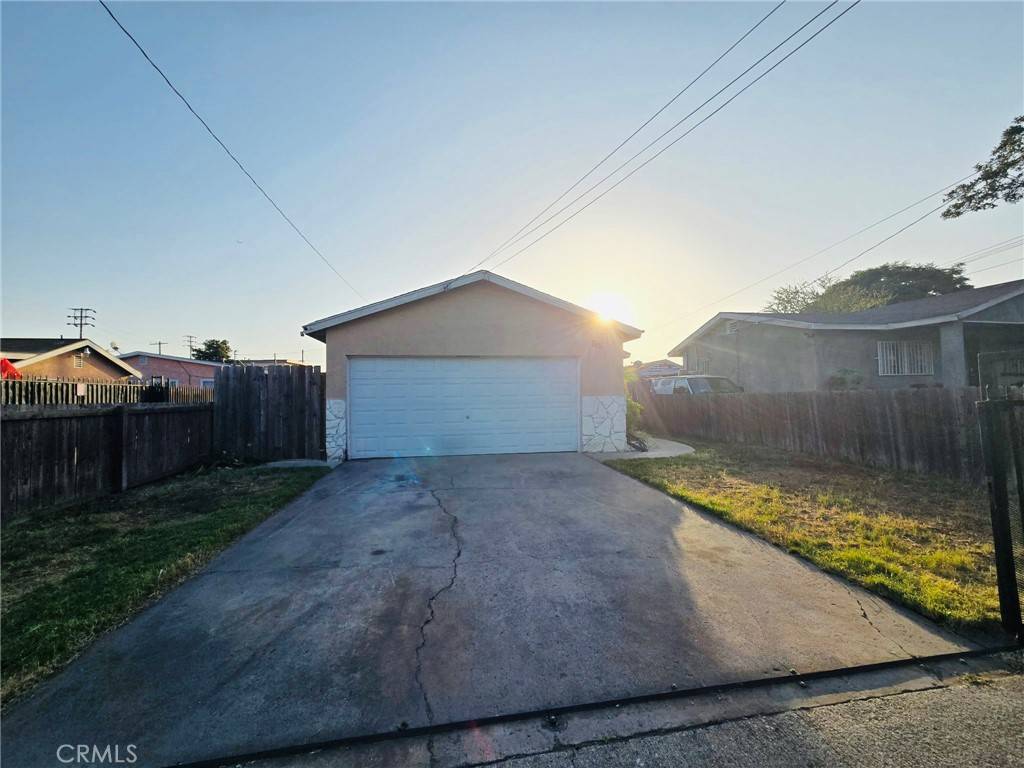 Los Angeles, CA 90001,7411 Elsie