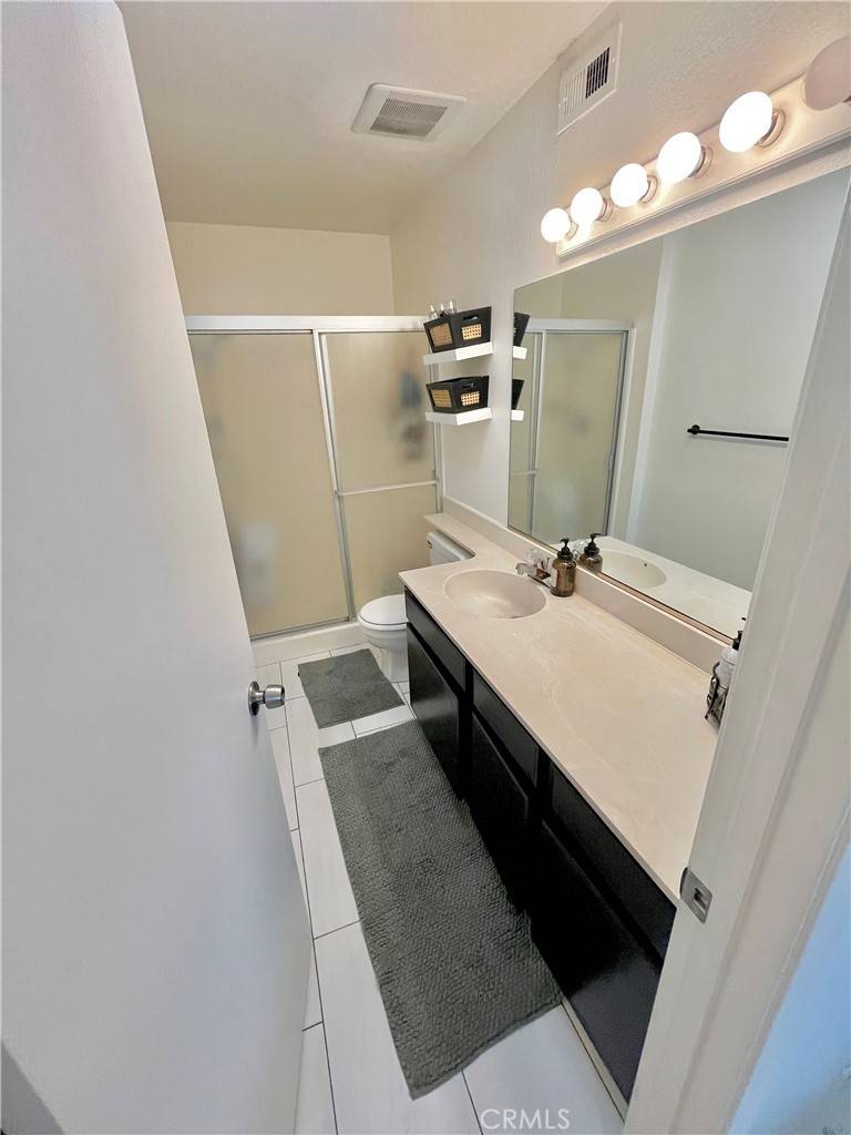 Redlands, CA 92374,1578 Lisa