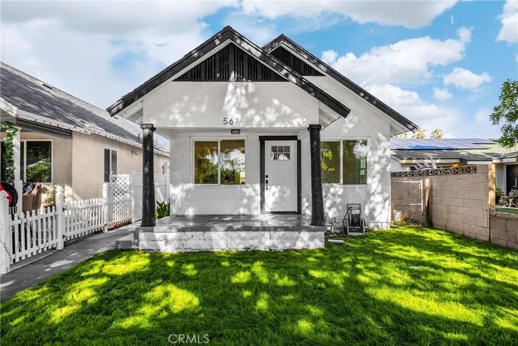 Pomona, CA 91768,567 W Center