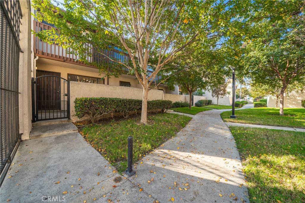 Stanton, CA 90680,10663 Bell