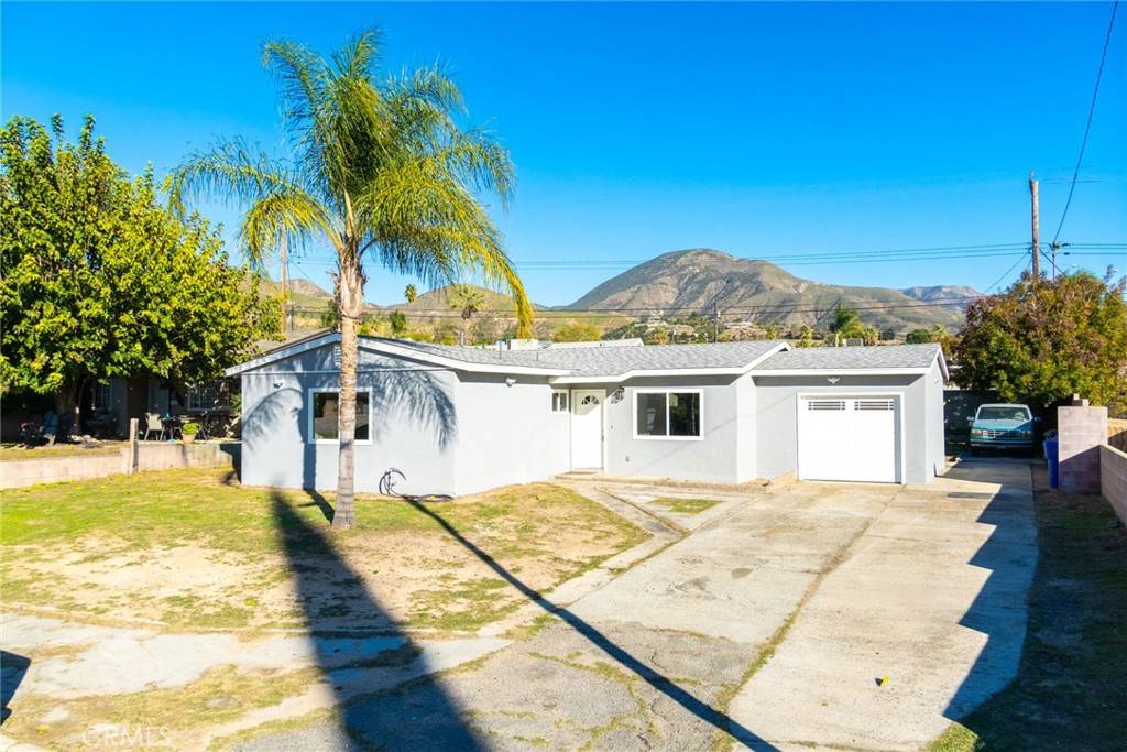 San Bernardino, CA 92404,5509 Bonnie ST