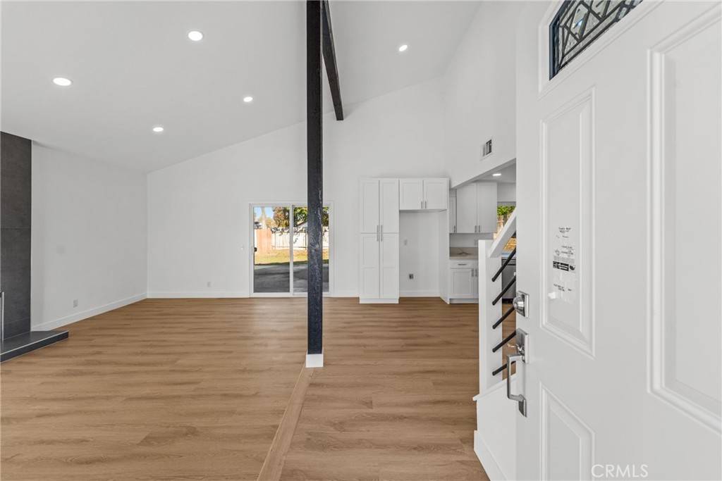 Grand Terrace, CA 92313,22042 Tanager