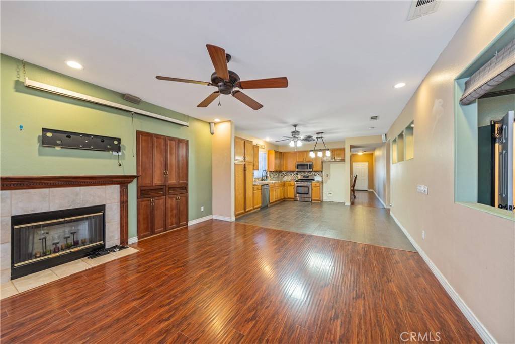 San Bernardino, CA 92408,2714 S Erin