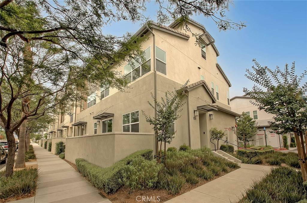 Rancho Cucamonga, CA 91730,9412 Shade PL