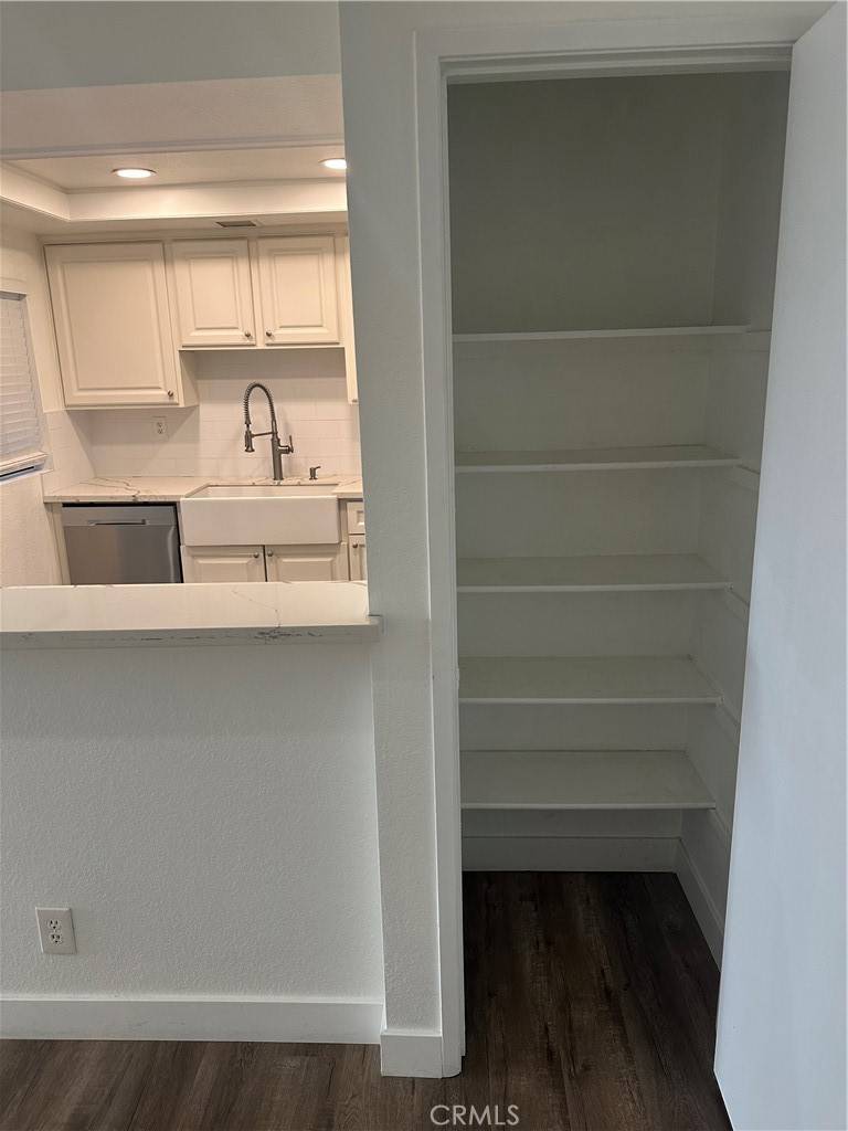 Diamond Bar, CA 91765,22749 Lakeway DR #377