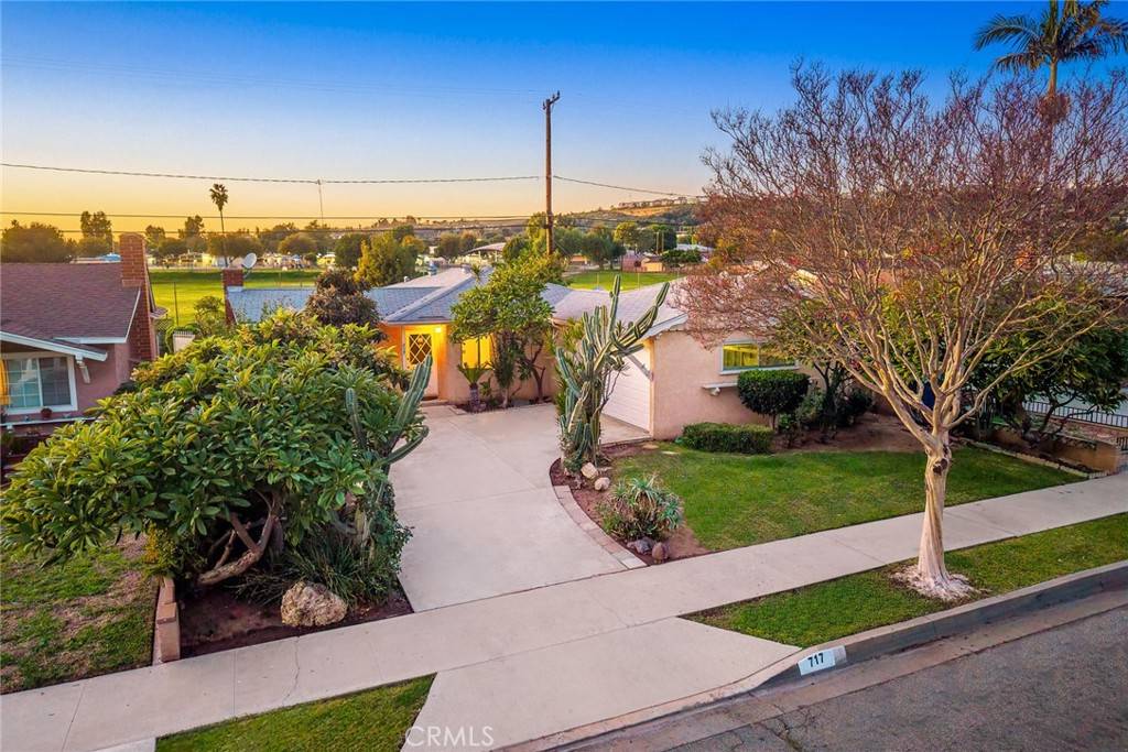 Montebello, CA 90640,717 N Sanchez