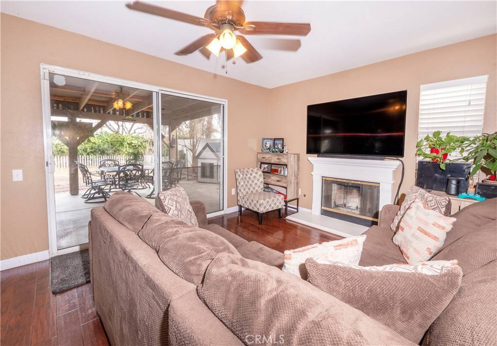 Jurupa Valley, CA 92509,5213 Wenatchee WAY