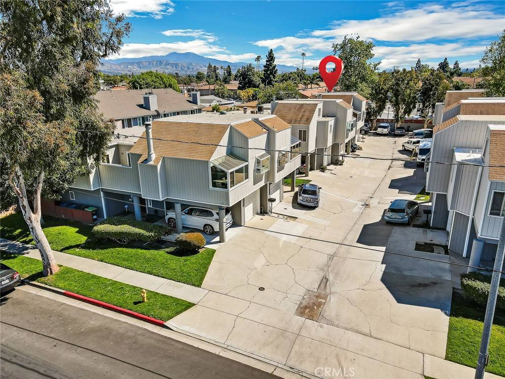 Tustin, CA 92780,15736 S B