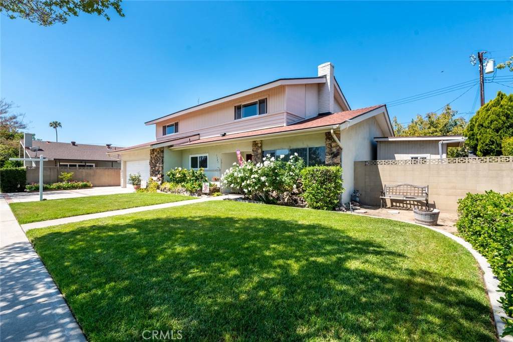 Placentia, CA 92870,1385 Arrowhead DR