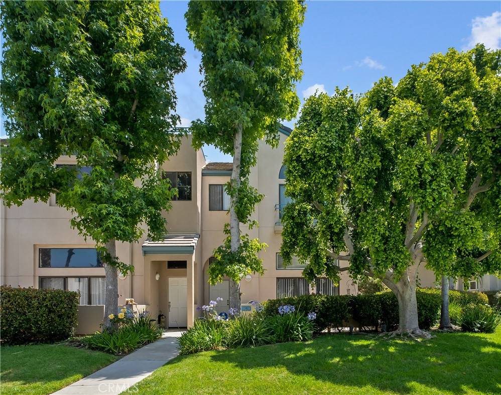 Culver City, CA 90230,7113 Hannum AVE