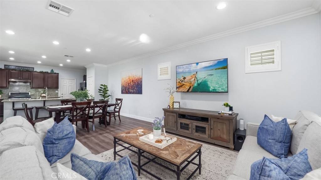 Eastvale, CA 92880,14534 Monet DR