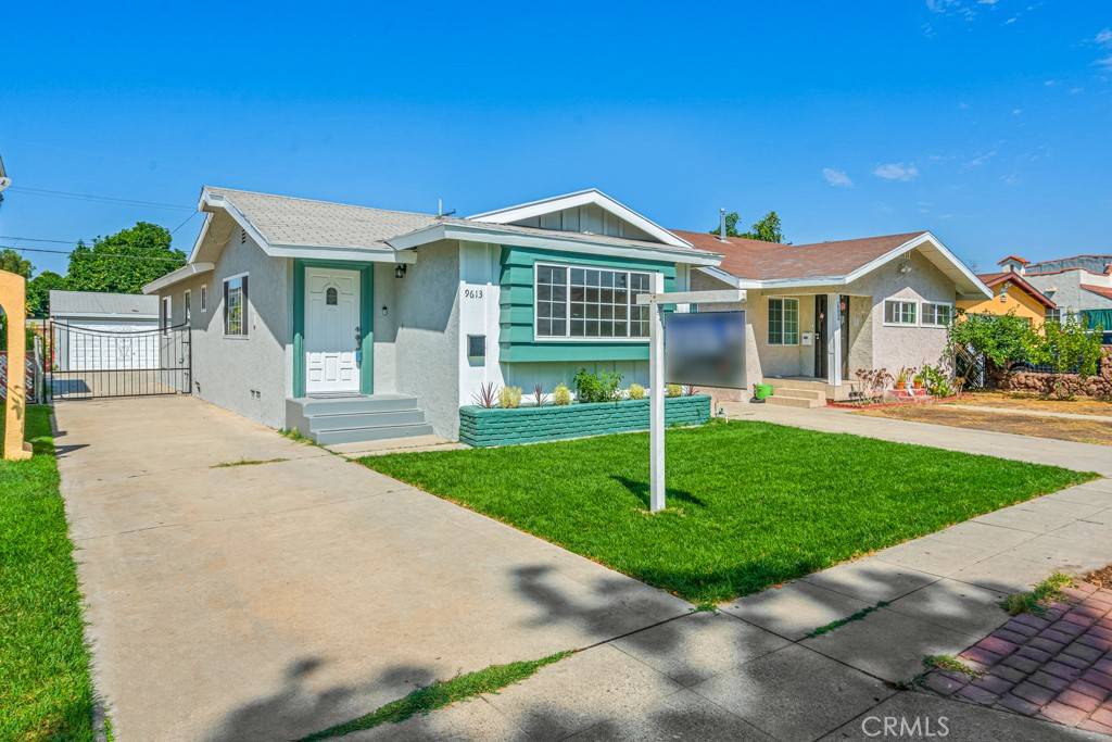 South Gate, CA 90280,9613 San Gabriel AVE