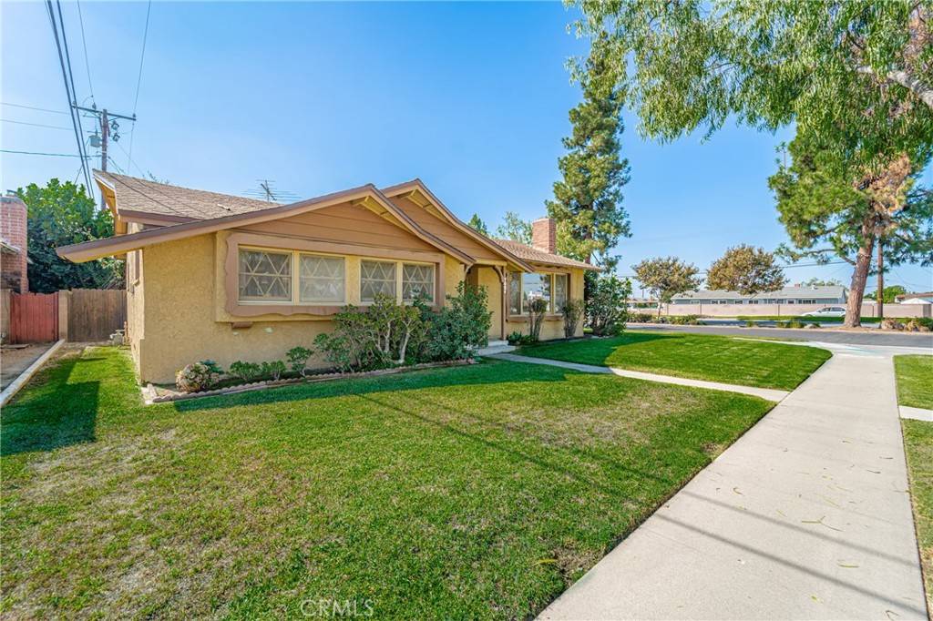 Buena Park, CA 90620,7024 Santa Paula CIR