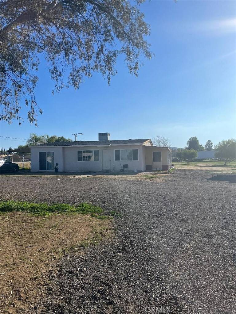 Perris, CA 92570,21115 Oakwood ST